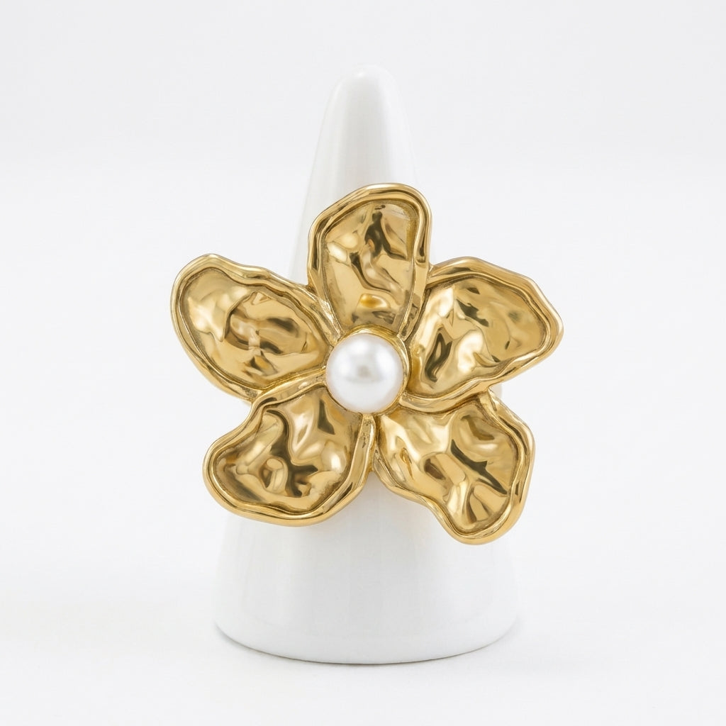 Inel Floare texturată cu perlă cu Zirconiu Cubic Oțel Inoxidabil Placat Aur 18K PVD - Hipoalergenic - IND1629