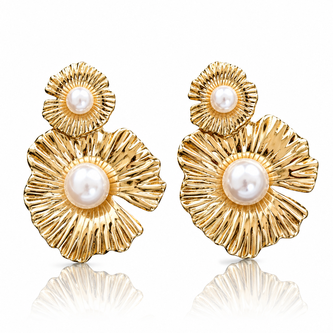 Cercei Design Floral cu Perle Oțel Inoxidabil 5.5 cm Placat Aur 18K PVD - Hipoalergenici - CM1818