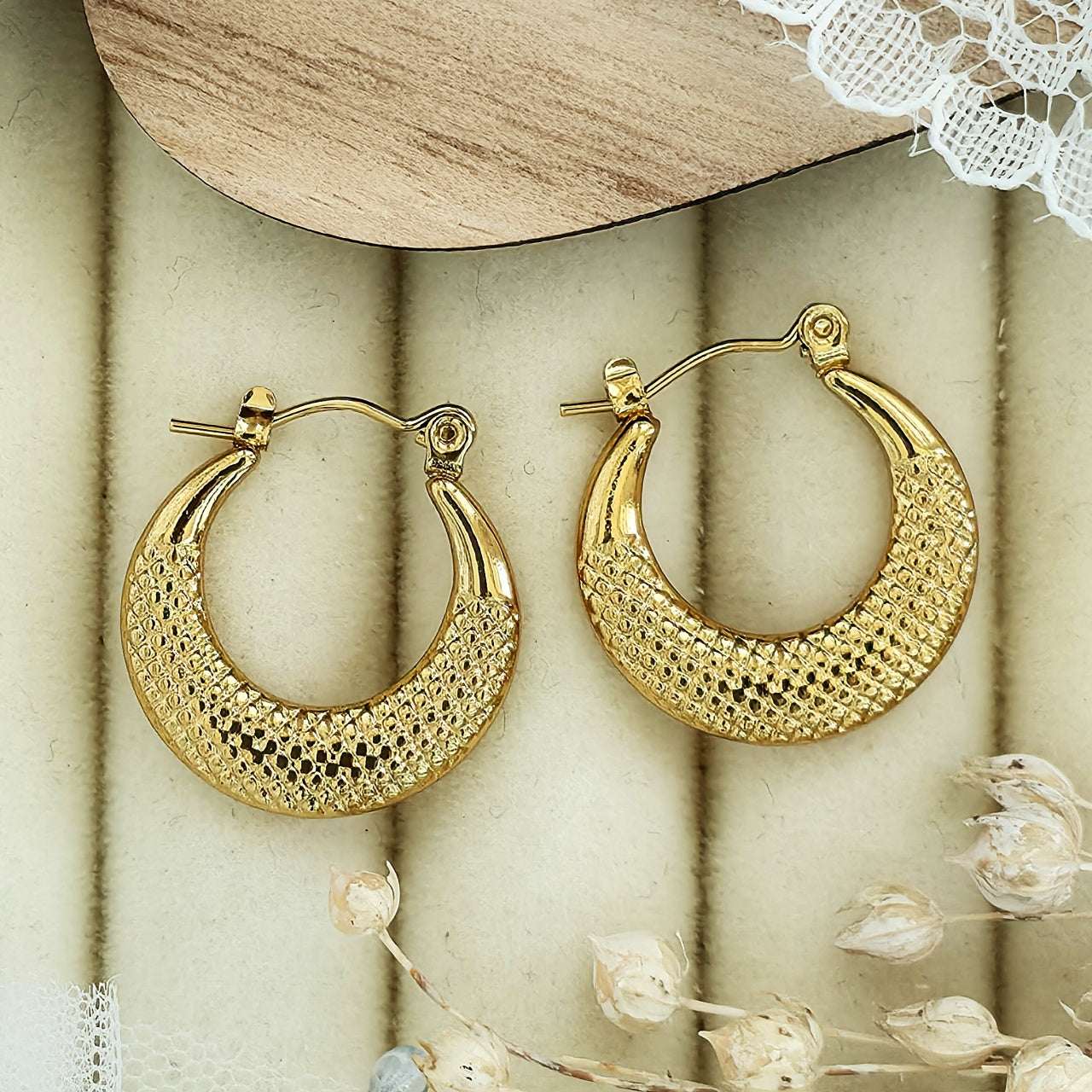 Cercei Creolă texturată din Oțel Inoxidabil - Hipoalergenici