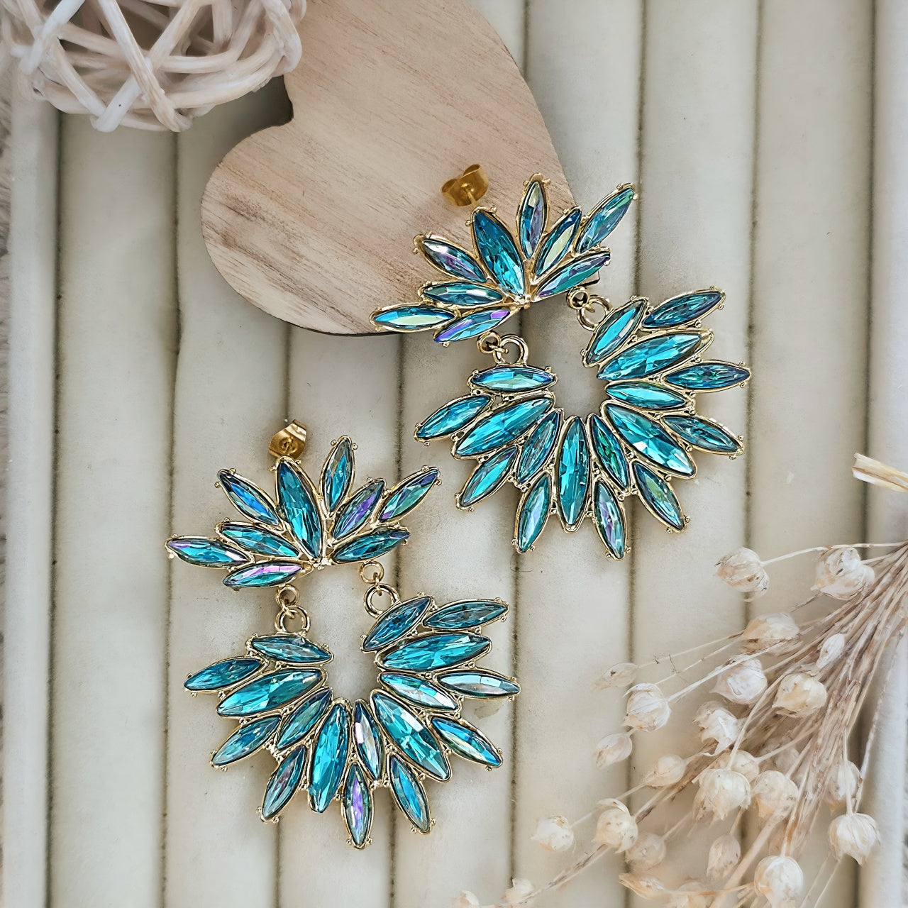 Cercei Design floral din Oțel Inoxidabil - Hipoalergenici