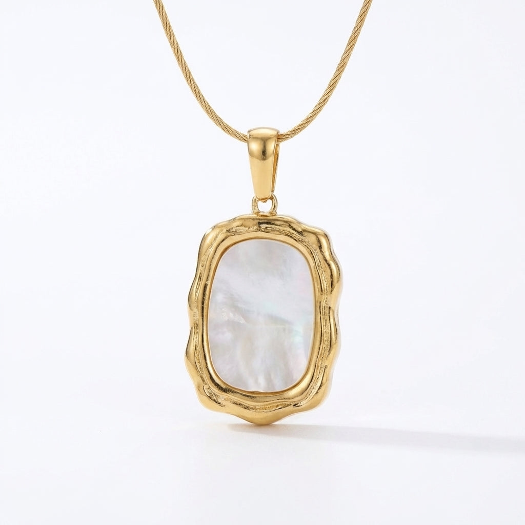 Lănțișor Inox Twisted Auriu cu Pandantiv Sidef - Boho - Hipoalergenic