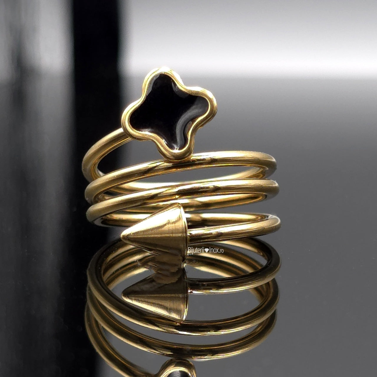 Inel Spirală trifoi, vârf ascuțit Oțel Inoxidabil Auriu - Hipoalergenic