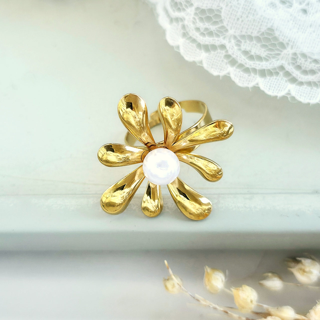 Inel Floare perlă centrală Oțel Inoxidabil Auriu - Hipoalergenic