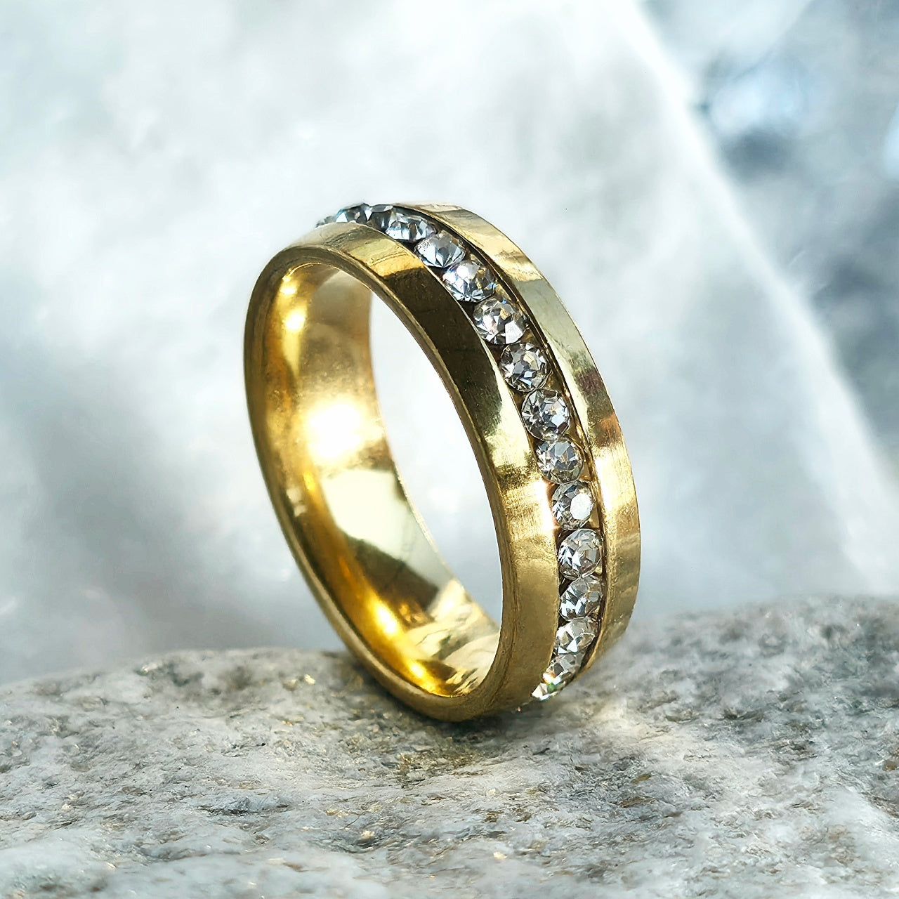 Inel Bandă aurie cu diamante Oțel Inoxidabil Auriu - Hipoalergenic