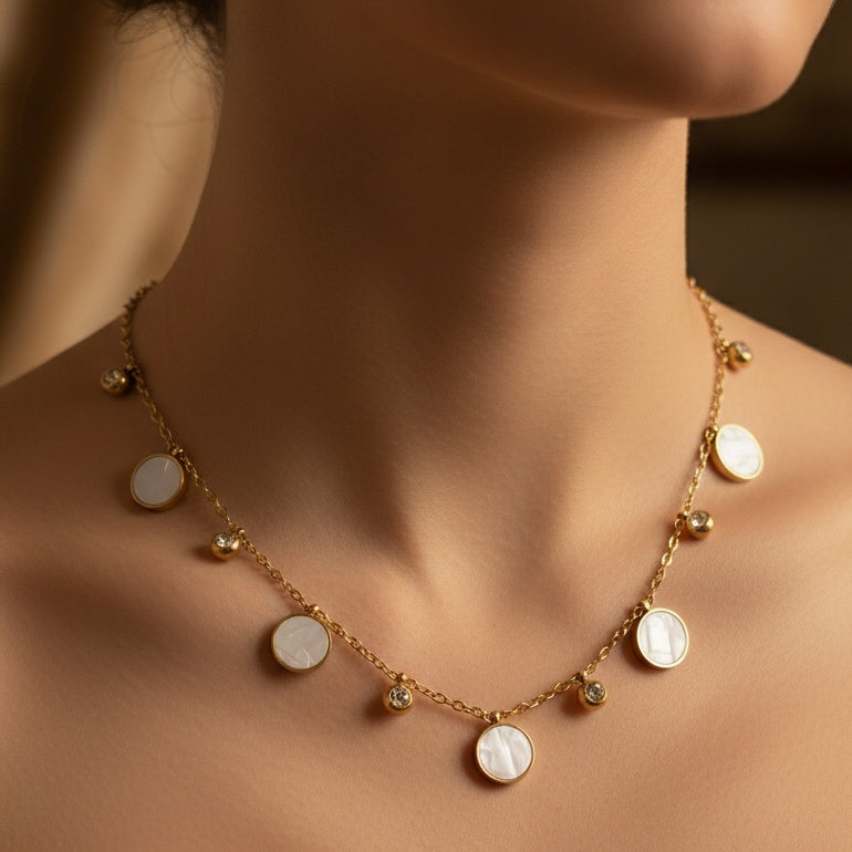 Lănțișor Inox Auriu Cable Chain cu Charm-uri Sidef și Cristale - Boem - Hipoalergenic