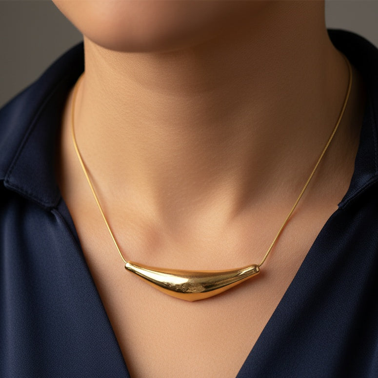 Lănțișor Inox Snake Auriu cu Pandantiv Bară Curbată - Minimalist - Hipoalergenic