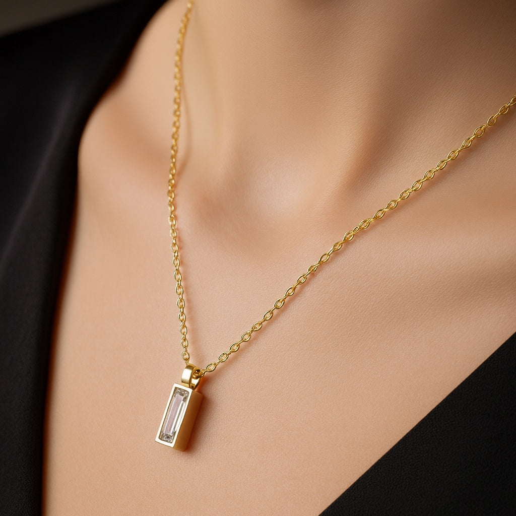 Lănțișor Inox Cable Auriu cu Pandantiv Baguette - Modern-Minimalist - Hipoalergenic