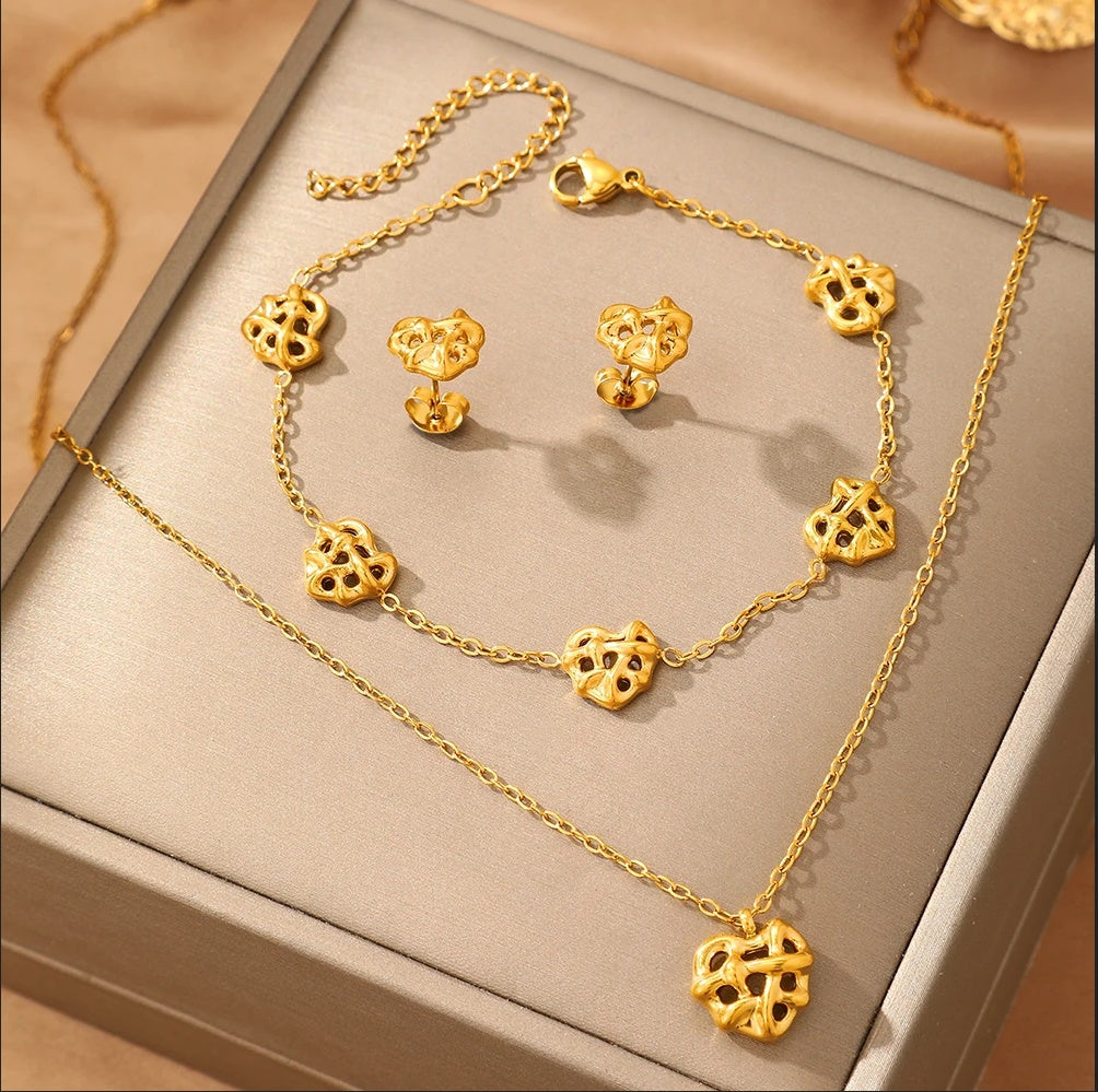 Set Inimioară Stilizată Oțel Inoxidabil 1.2 cm - - Hipoalergenic