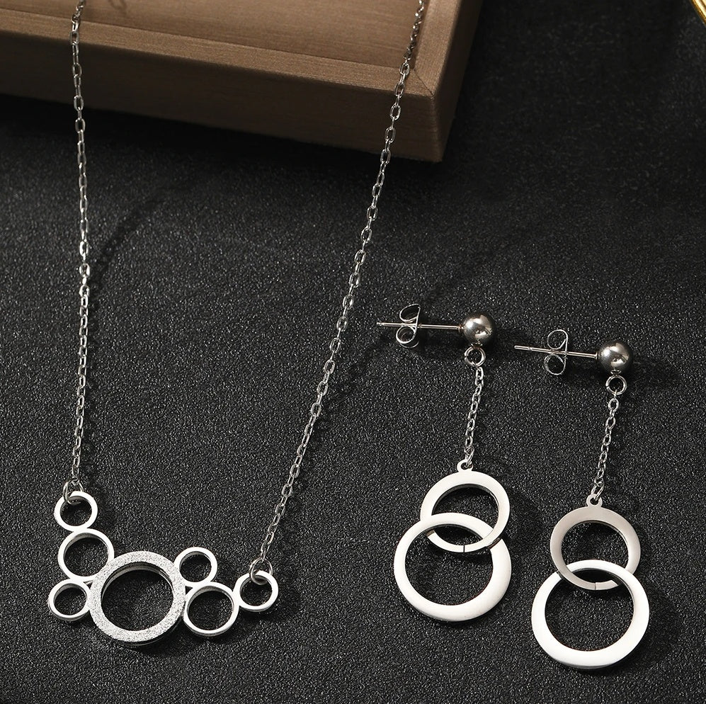 Set Lănțișor Inox și Cercei Cable Argintiu cu Pandantiv Cercuri Interconectate - Modern Geometric Oțel Inoxidabil - LPD1396 2