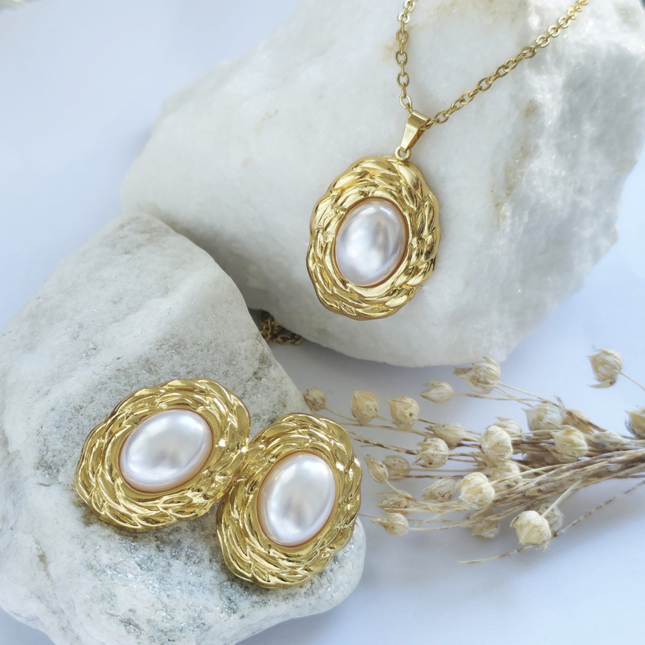 Set Lănțișor și Cercei Inox Auriu cu Pandantiv Perlă Ovală - Clasic - Hipoalergenic