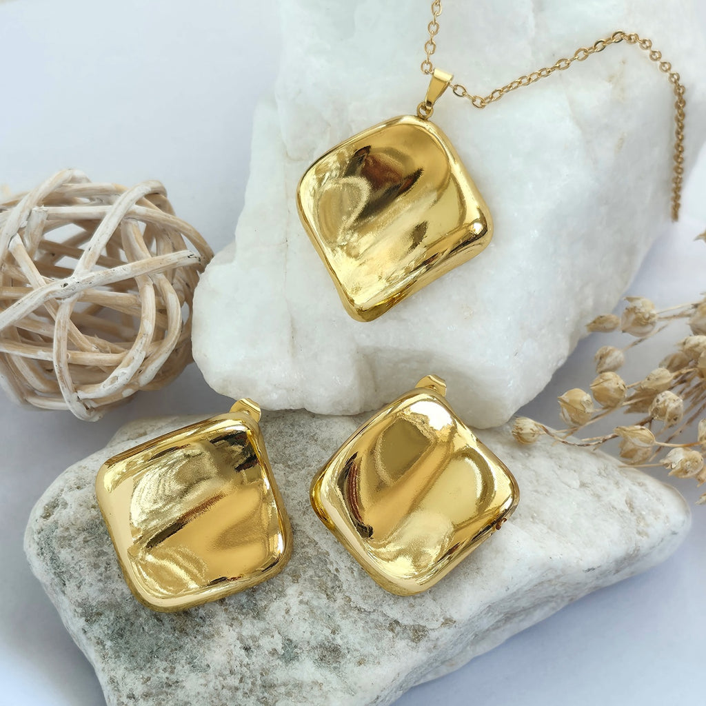 Set Lănțișor și Cercei Inox Auriu Romb Cushion Lucios - Minimalist - Hipoalergenic