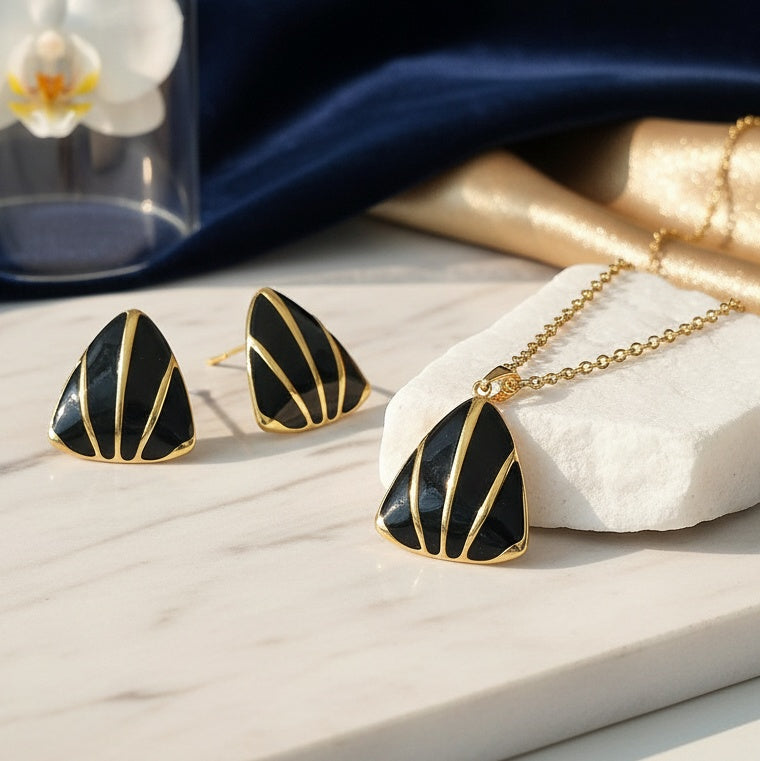 Set Lănțișor și Cercei Inox Auriu-Negru cu Pandantiv Triunghi - Statement - Hipoalergenic